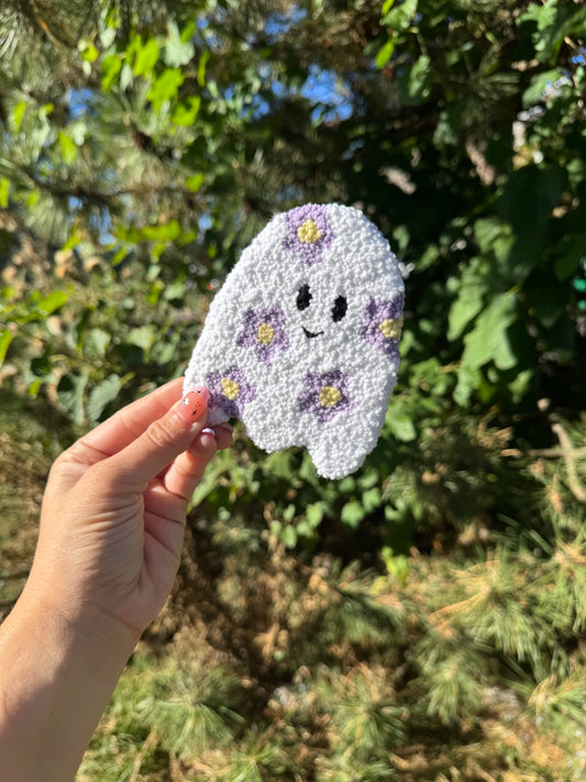 Floral Ghostie Mug Rug